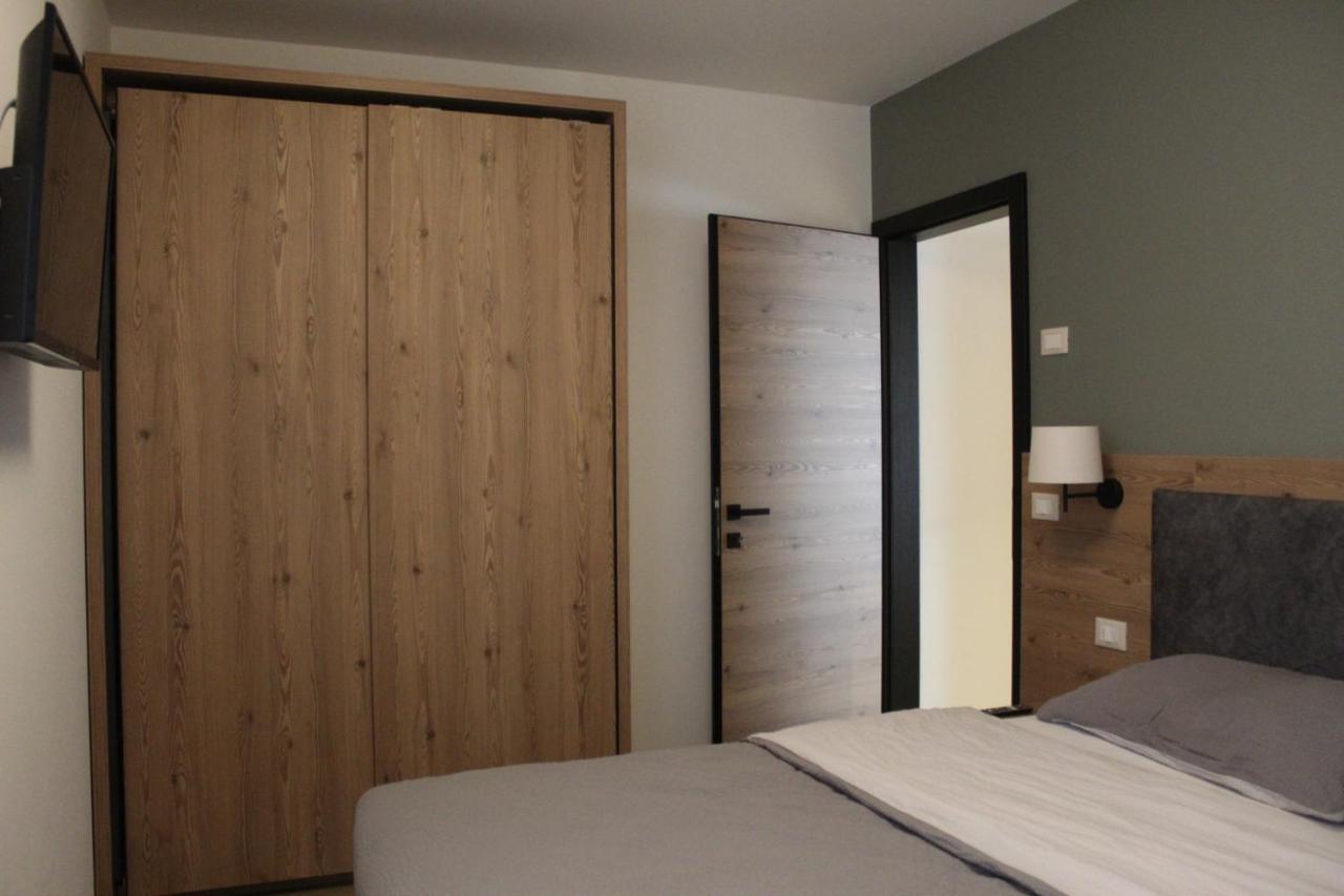 Dolceambiez Apartments Dorsino ภายนอก รูปภาพ